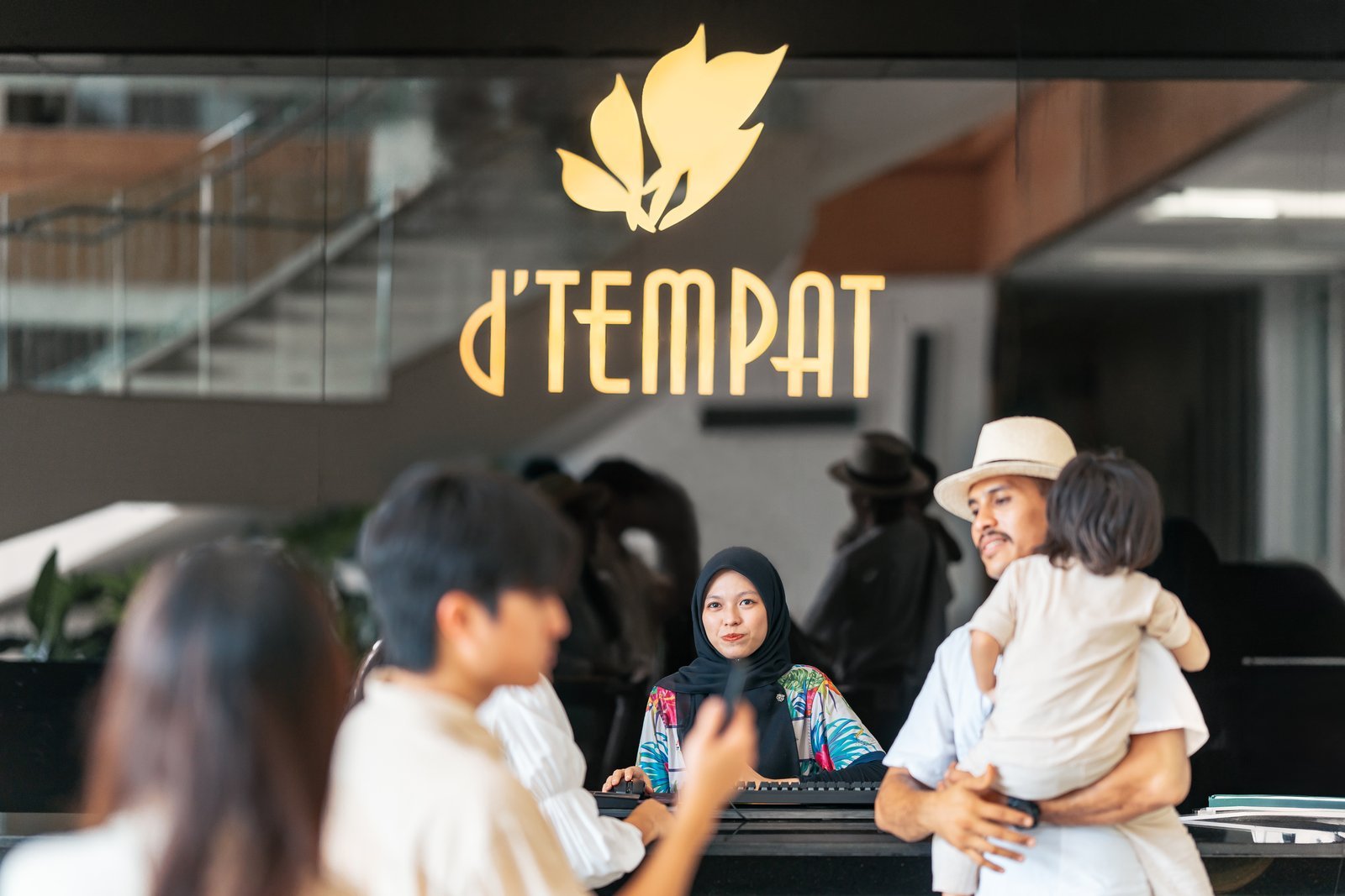 D&rsquo;Tempat 15